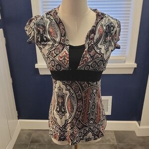 Elegant Women's Paisley Blouse